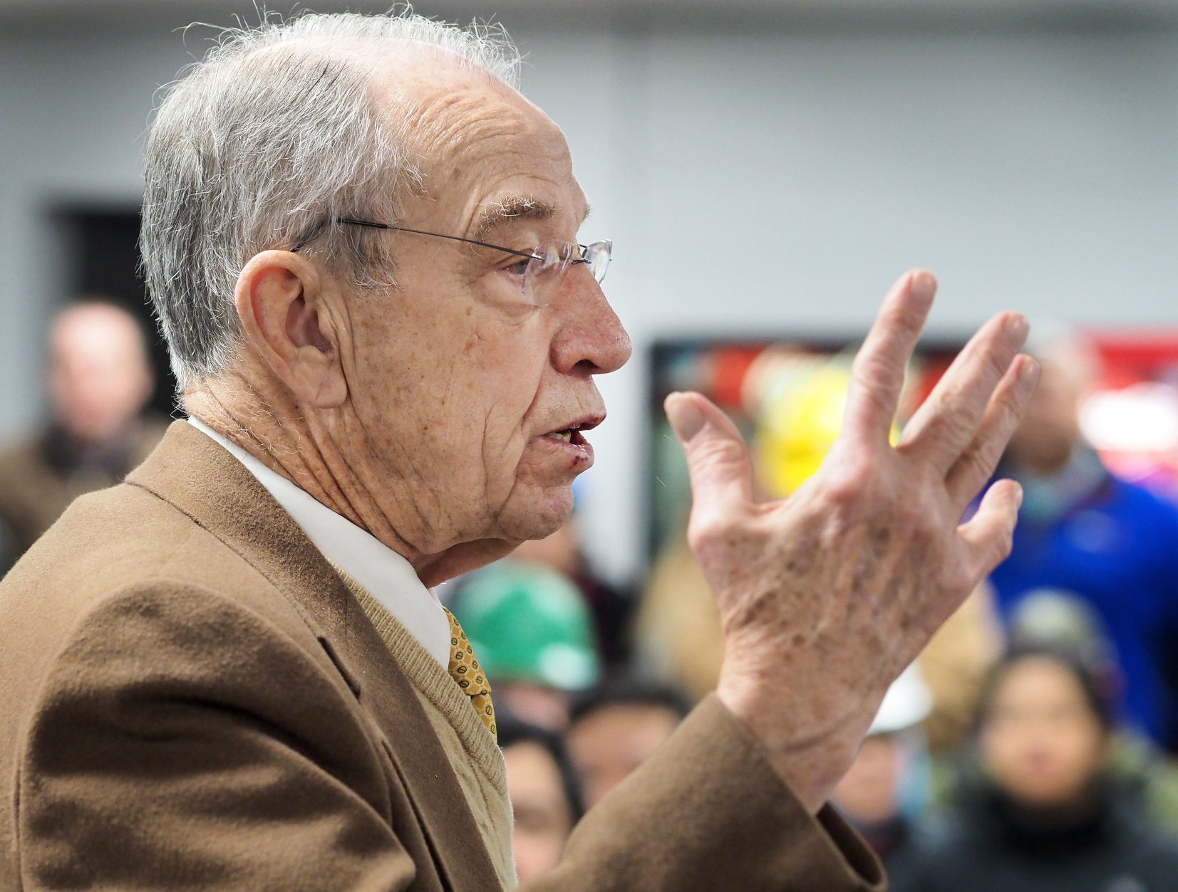Grassley visits Cloverleaf Cold Storage